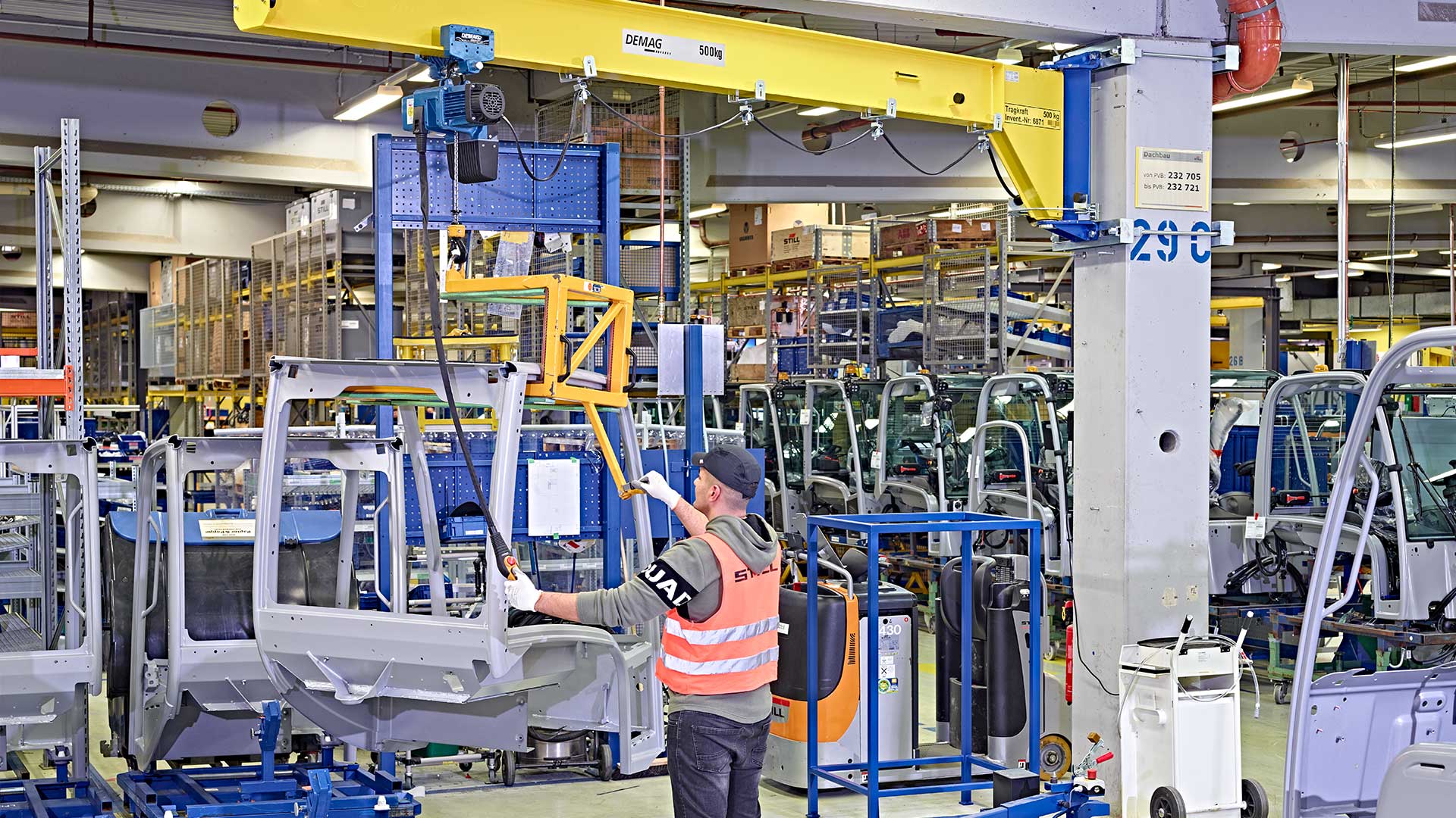 Cranes Used in the Automotive Industry | Demag Cranes